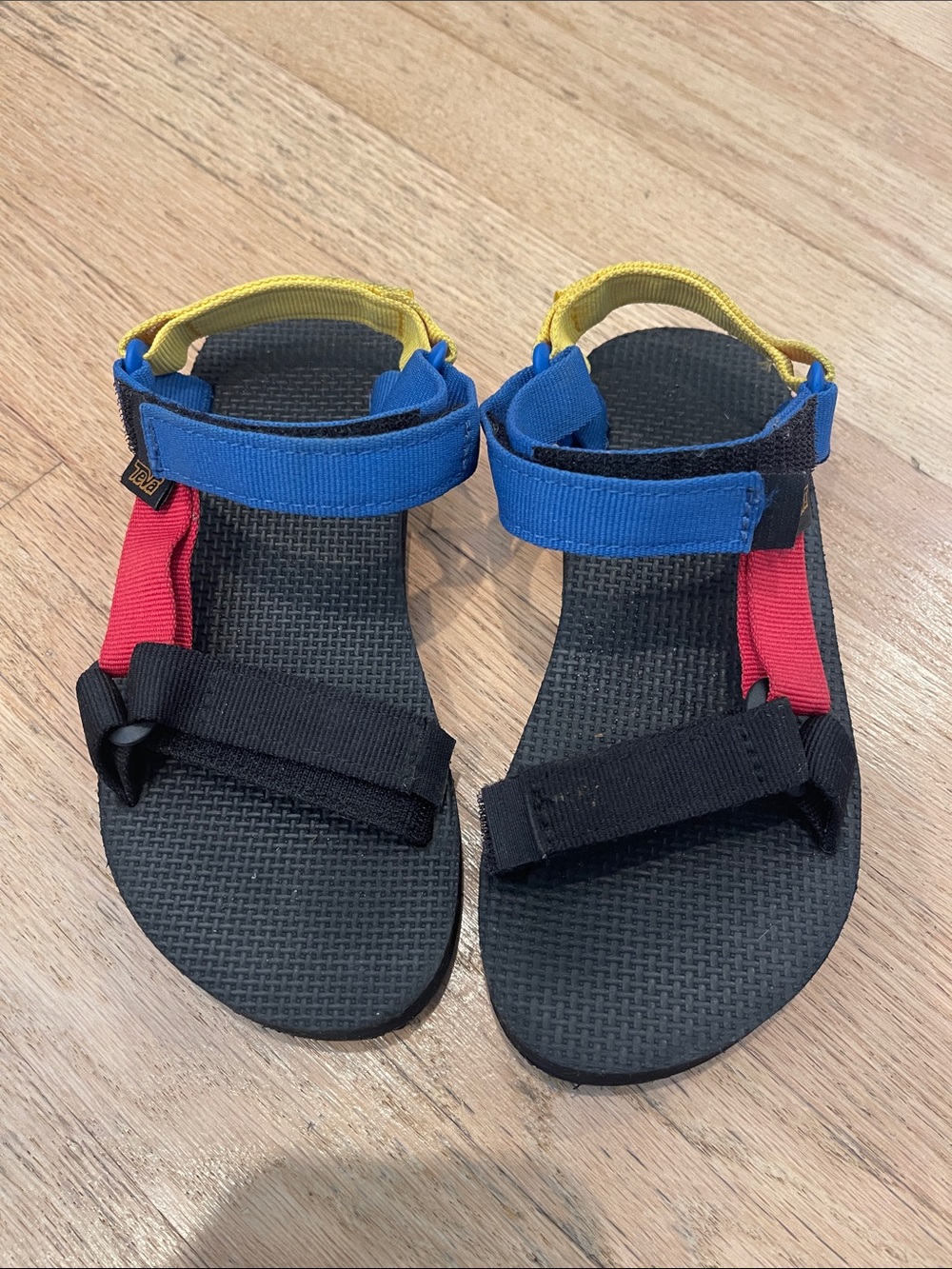 Teva Original Universal Kids’ Sandals | Size 1 | Multicolor Colorblock
